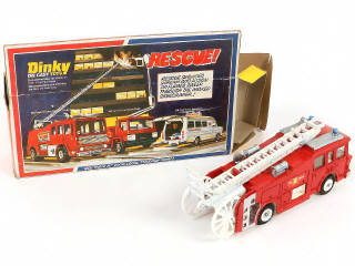 Lot 73 - DINKY TOYS (GB) (1)