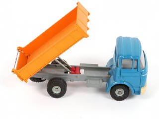 Lot 52 - DINKY TOYS (FRANCE) (1)