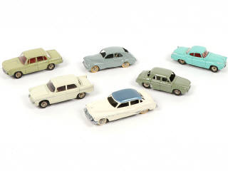 Lot 319 - DINKY TOYS (FRANCE) (6)
