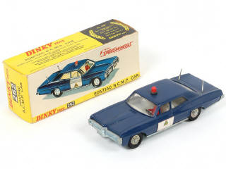 Lot 200 - DINKY TOYS (GB) (1)