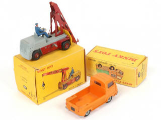 Lot 236 - DINKY TOYS (FRANCE) (2)