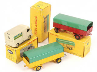 Lot 55 - DINKY TOYS (FRANCE) (3)