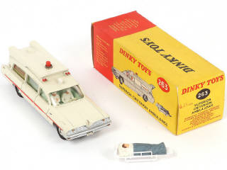 Lot 202 - DINKY TOYS (GB) (1)