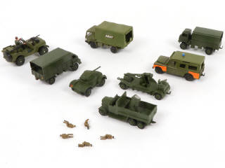 Lot 118 - DINKY TOYS (GB) (8)