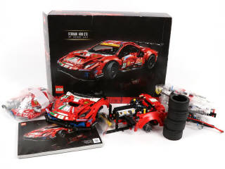 Lot 44 - LEGO (DANEMARK) (1)