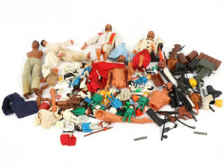 Lot 102 - DIVERS (30)