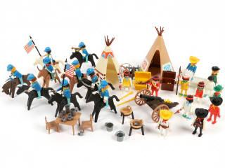 Lot 56 - PLAYMOBIL (ALLEMAGNE) (40)