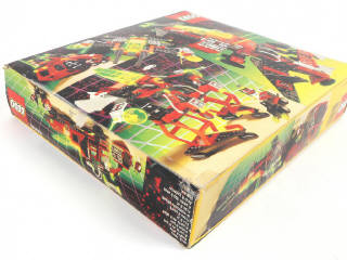 Lot 14 - LEGO (DANEMARK) (1)