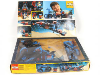 Lot 13 - LEGO (DANEMARK) (1)