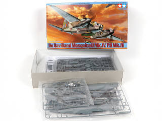 Lot 348 - TAMIYA (JAPON) (5)