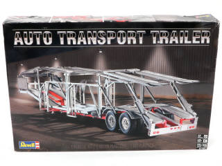 Lot 370 - DIVERS (4)