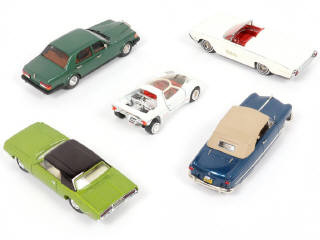 Lot 313 - DIVERS (5)