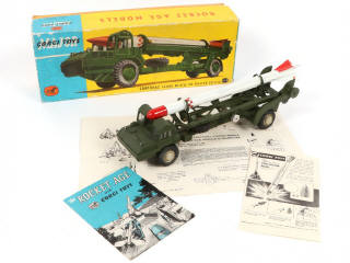 Lot 228 - CORGI TOYS (GB) (1)