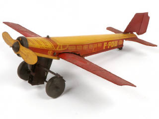 Lot 32 - JOUSTRA (FRANCE) (1)