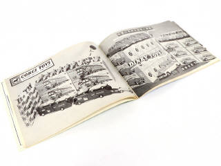 Lot 40 - DIVERS (JAPON) (1)