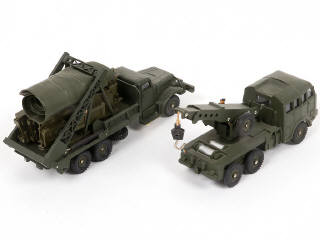 Lot 81 - DINKY TOYS (FRANCE) (2)