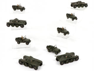 Lot 272 - DINKY TOYS (FRANCE) (9)