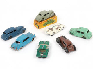 Lot 253 - DINKY TOYS (GB) (7)