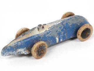Lot 166 - DINKY TOYS (FRANCE) (1)