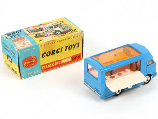 Lot 218 - CORGI TOYS (GB) (1)