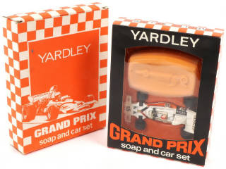 Lot 230 - CORGI TOYS (GB) (1)