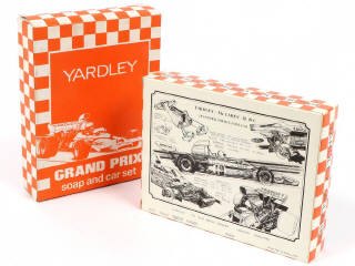 Lot 230 - CORGI TOYS (GB) (1)