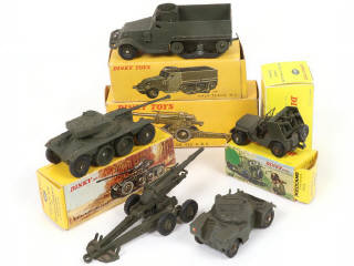 Lot 85 - DINKY TOYS (FRANCE) (5)