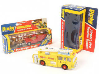 Lot 123 - DINKY TOYS (GB) (2)