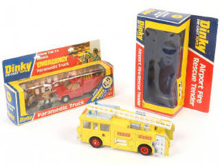 Lot 123 - DINKY TOYS (GB) (2)