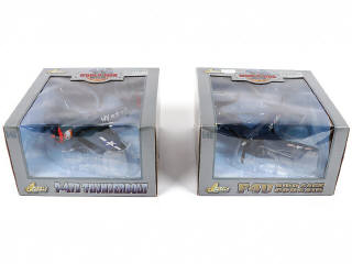 Lot 49 - AIR LEGENDS (CHINE) (2)