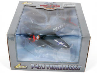 Lot 49 - AIR LEGENDS (CHINE) (2)