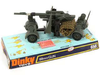 Lot 130 - DINKY TOYS (GB) (1)