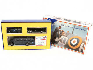 Lot 132 - DIVERS (GB) (4)