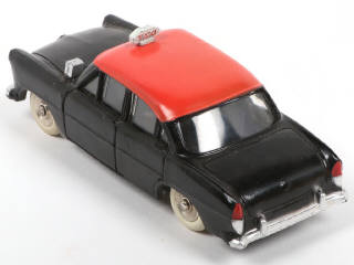 Lot 245 - DINKY TOYS (FRANCE) (1)