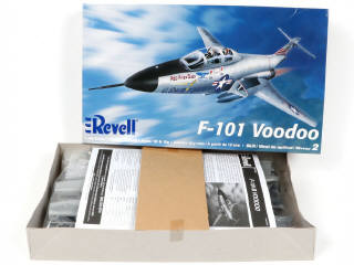 Lot 330 - REVELL (ALLEMAGNE) (4)