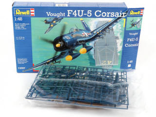 Lot 333 - REVELL (ALLEMAGNE) (5)