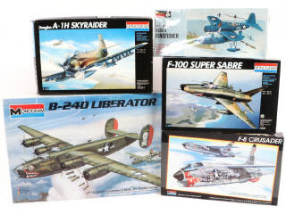 Lot 334 - MONOGRAM (ALLEMAGNE) (5)