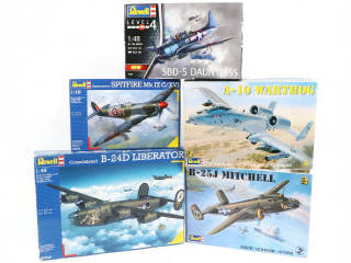 Lot 332 - REVELL (ALLEMAGNE) (5)