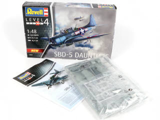 Lot 332 - REVELL (ALLEMAGNE) (5)