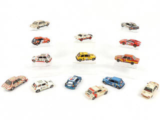 Lot 300 - DIVERS (14)