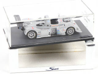 Lot 151 - SPARK (MACAU) (1)