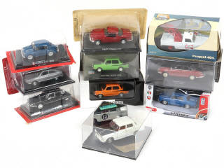 Lot 305 - DIVERS (10)