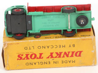 Lot 105 - DINKY TOYS (GB) (1)