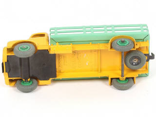 Lot 100 - DINKY TOYS (GB) (1)