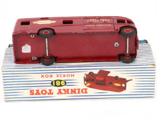 Lot 112 - DINKY TOYS (GB) (1)