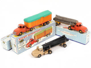 Lot 156 - DINKY TOYS (FRANCE) (3)