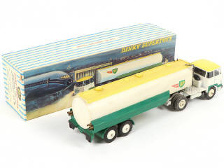 Lot 148 - DINKY TOYS (FRANCE) (1)