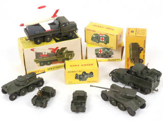 Lot 165 - DINKY TOYS (FRANCE) (11)