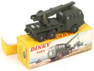 Lot 163 - DINKY TOYS (FRANCE) (1)
