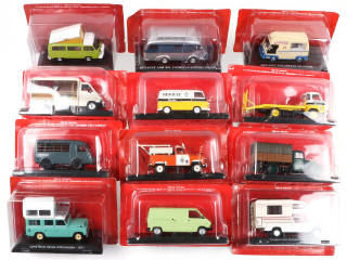 Lot 2 - EDITIONS HACHETTE (FRANCE) (12)